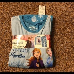 Disney Frozen 2 pajama set size XL